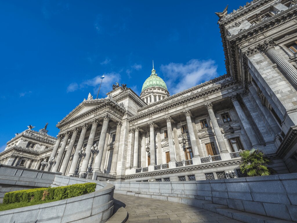 El Gobierno nacional convocó a extraordinarias en busca de eliminar las PASO