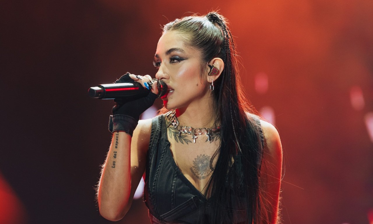 Tras su internación, María Becerra suspendió su show en los Premios Platino