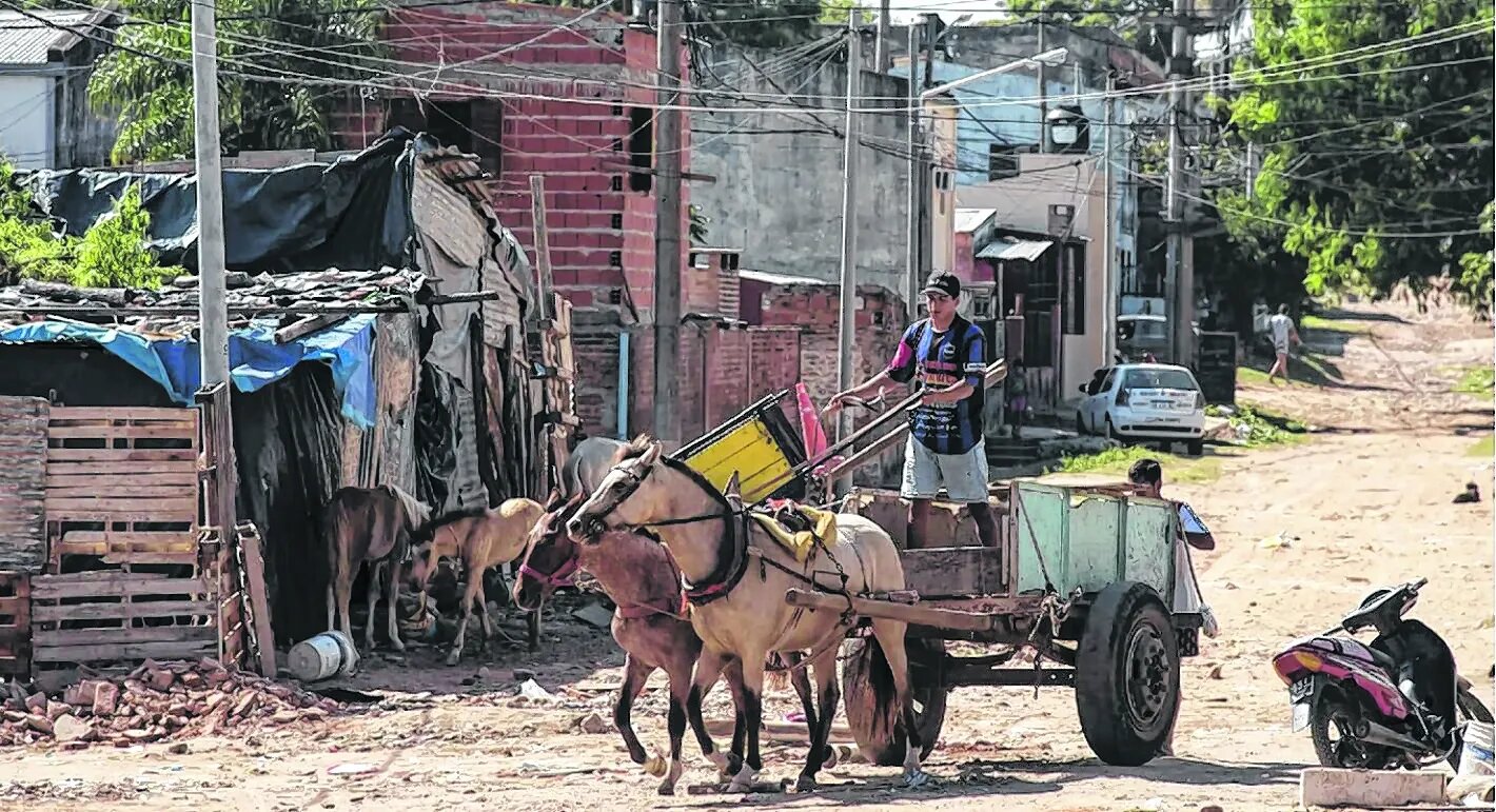 El 51% de los hogares no tiene acceso a algún servicio público