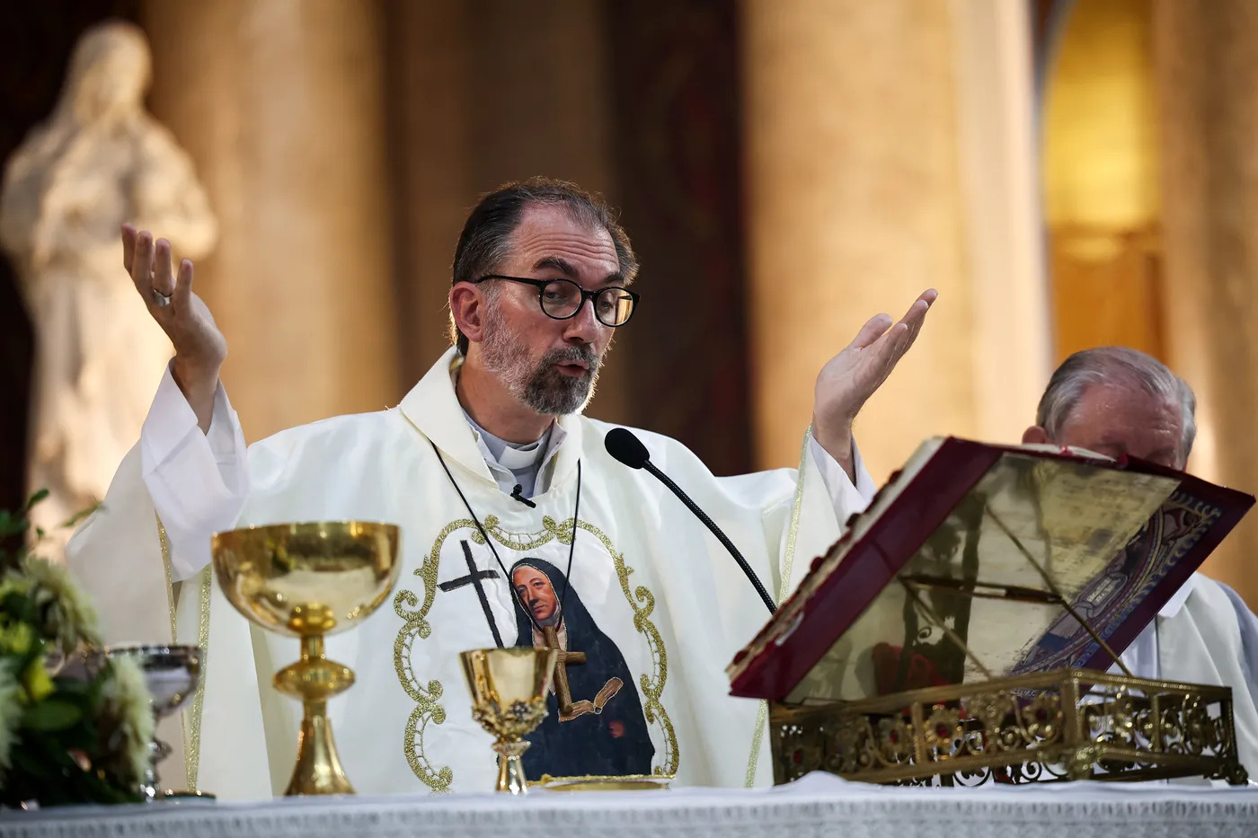 El arzobispo de La Plata saludó al nuevo Papa y anunció una misa en la Catedral