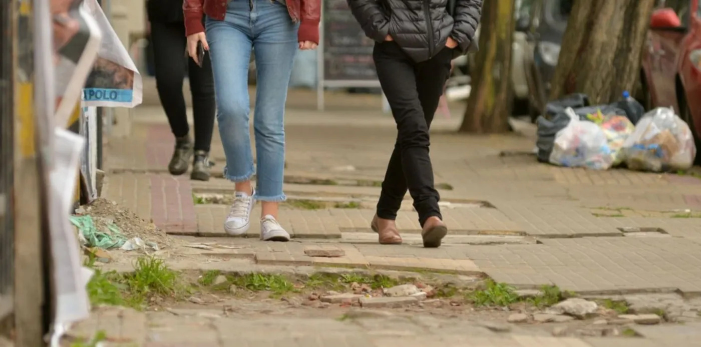 Julio Alak lanzó un ambicioso plan para mejorar las veredas de la ciudad